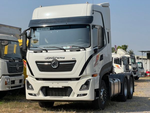 Xe Đầu Kéo Dongfeng D320 New 420HP